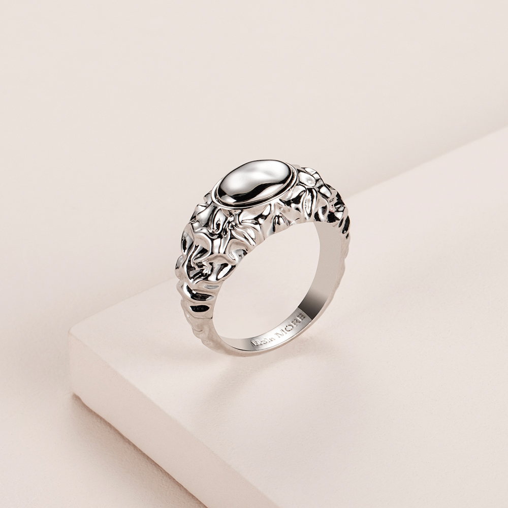 Organic Metal Ring